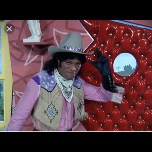 Meet your Posher, Justin